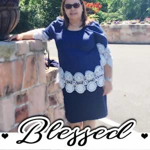 Meet your Posher, Ada celia